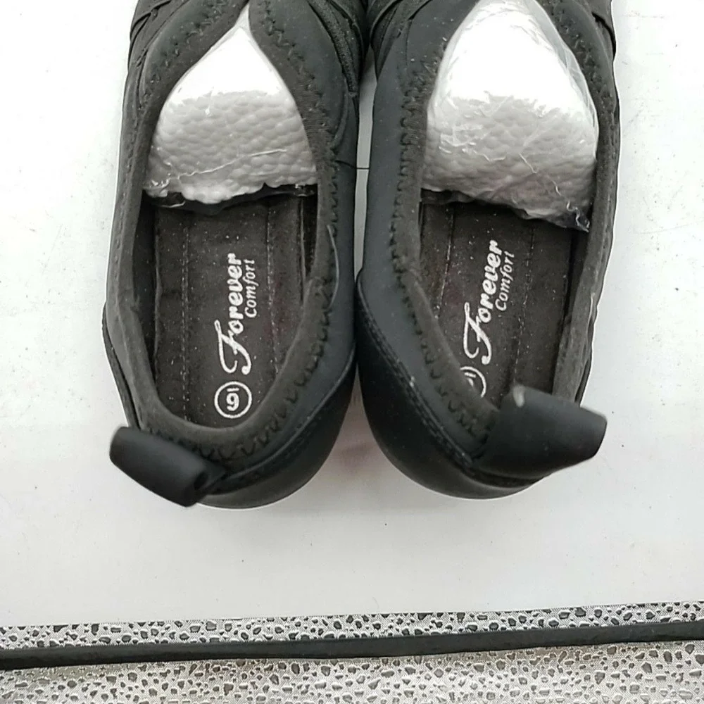 Forever Comfort Shoes Womens Size 9 Black Slip On Strappy Flats Round Toe Casual